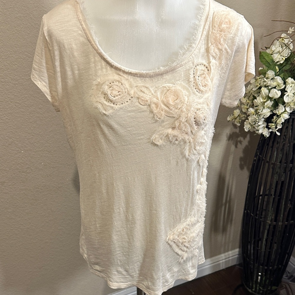 LC Lauren Conrad Cream Short Sleeve Embellished Scoop Neck Tee